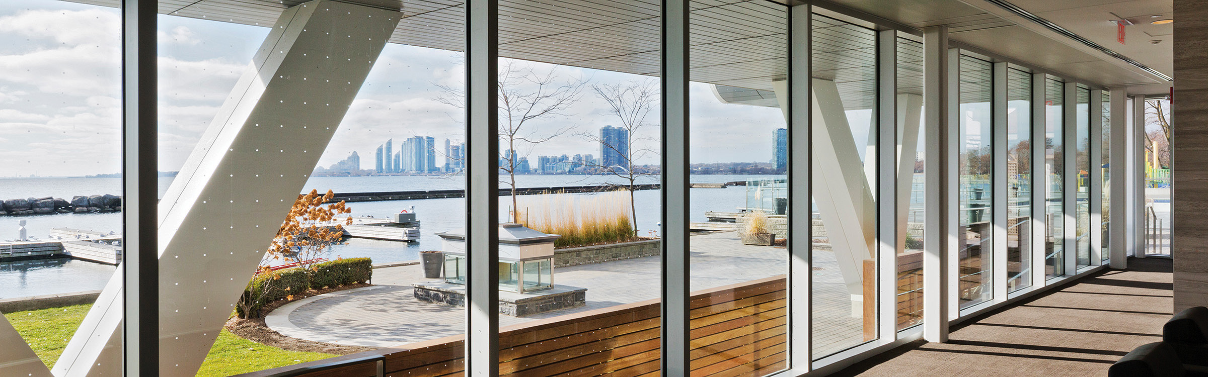 Image for the course: Bird-Safe Glass in Architecture 