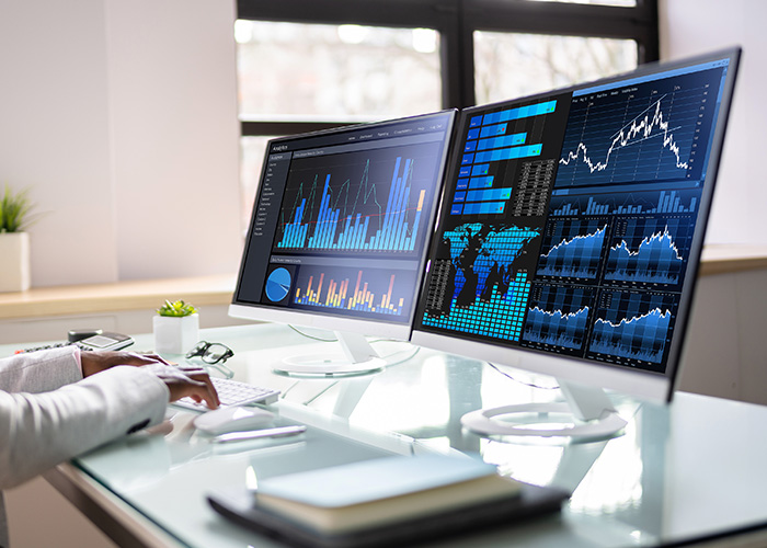 Display Image for Course: The Dashboard-Driven Firm